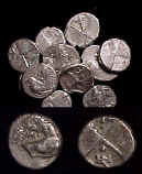 G002lion.JPG (46232 bytes)